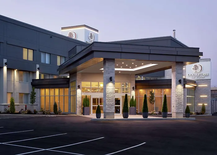 Hotel Doubletree By Hilton Montreal Airport à Dorval